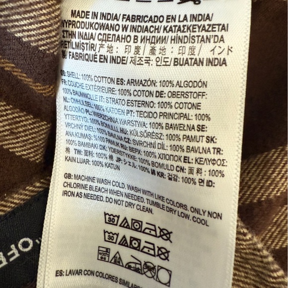 Vans Men’s Flannel Shirt (Small) | Brown Tan Plaid Long Sleeve Button-Up | 2022 - Picture 6 of 13